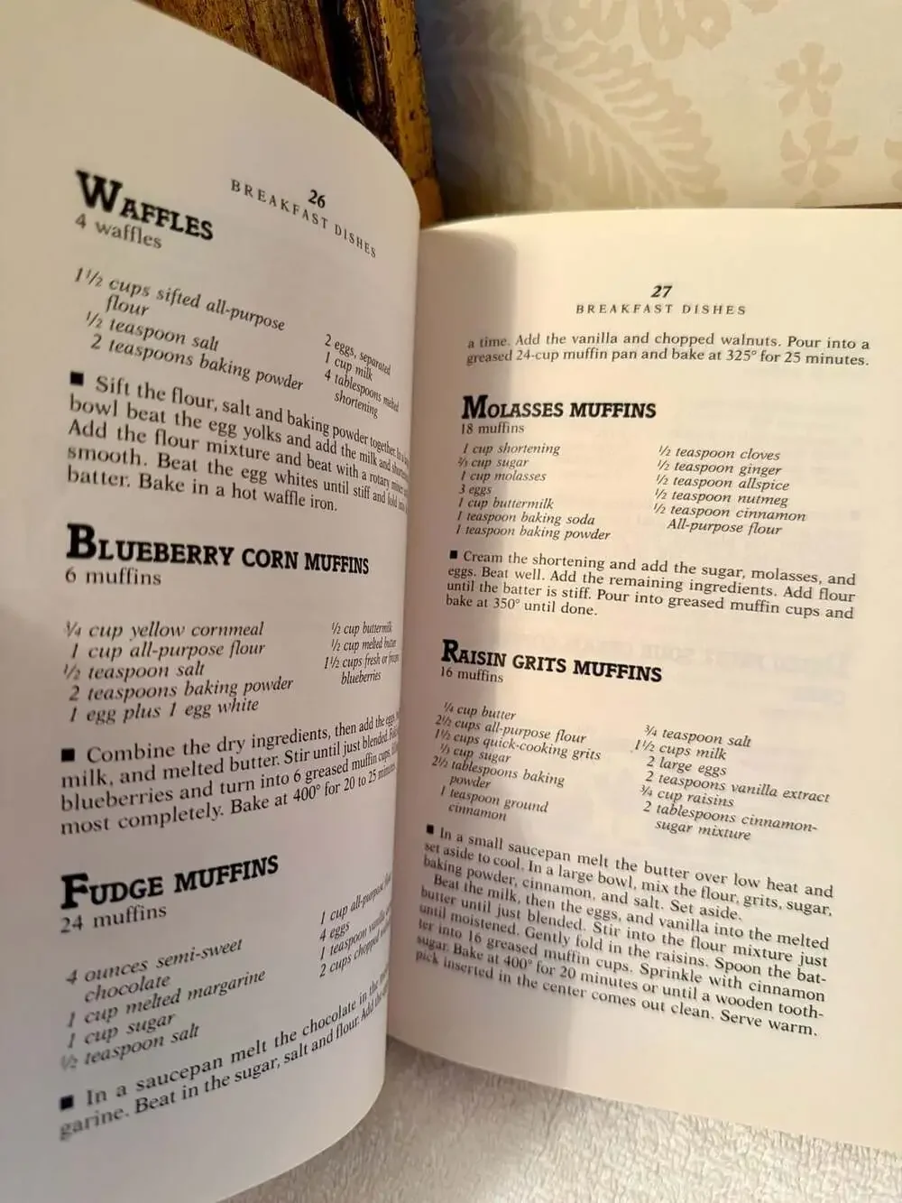Vintage Cracker Barrel Old Fashioned Country Cooking Hardcover Cookbook
